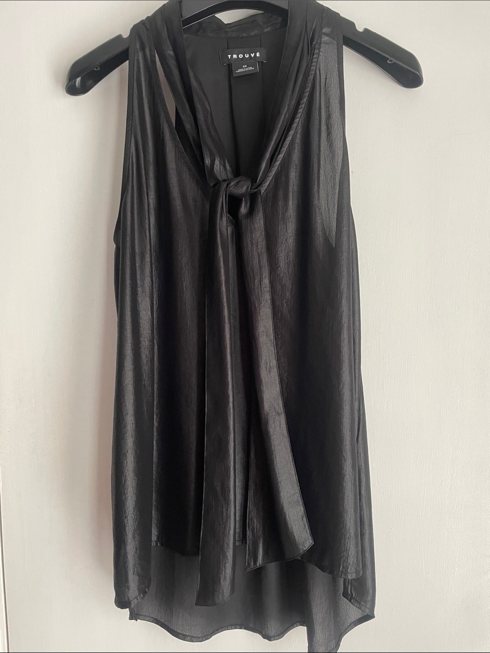 Trouve Black Shimmer Sleeveless Tie-Neck Sleeveless Blouse XS